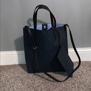 Michael Kors Crossbody handbag w matching wristlet